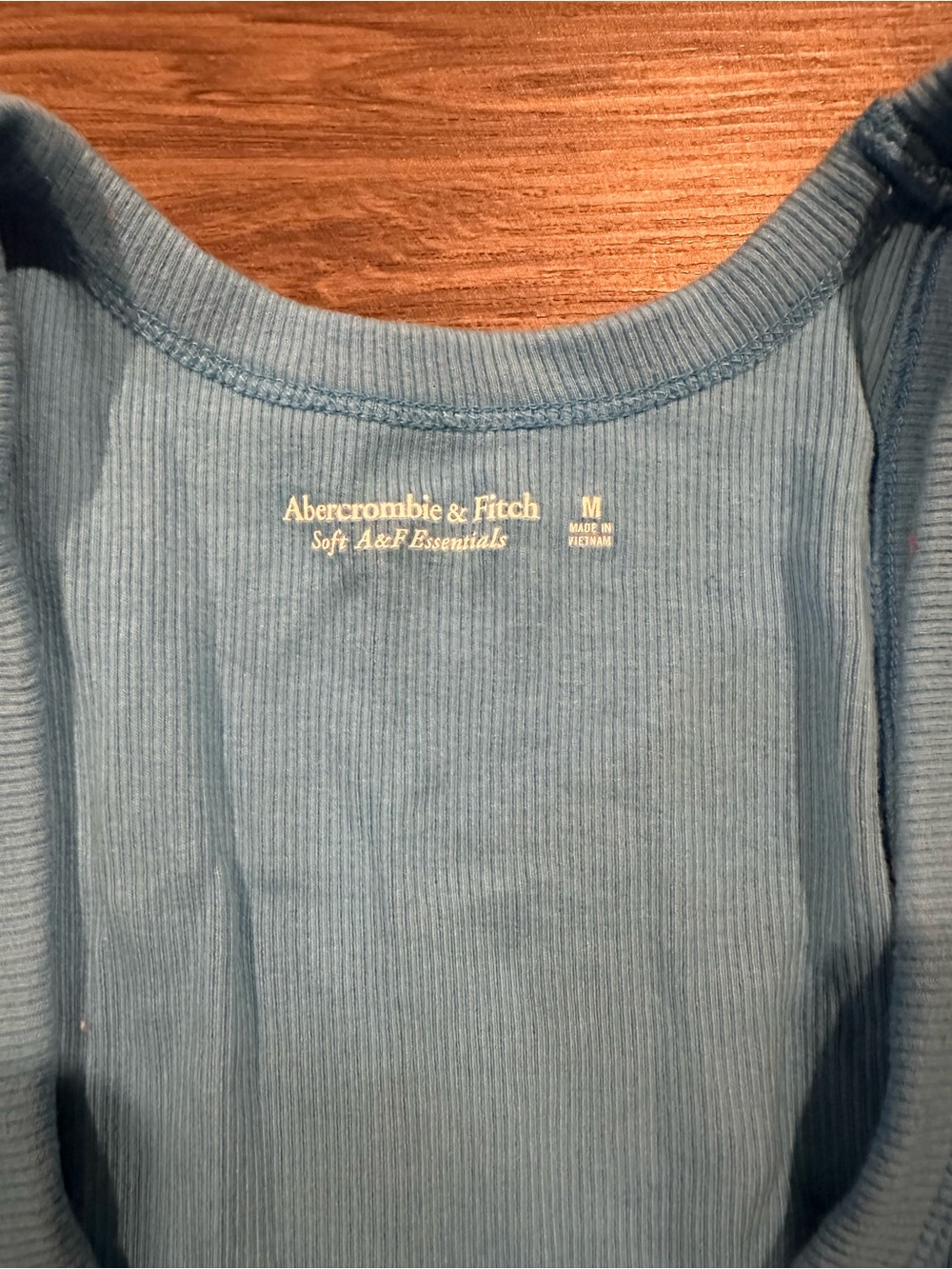 Abercrombie & Fitch Blue Ribbed Cropped Tank - Picture 2 of 3